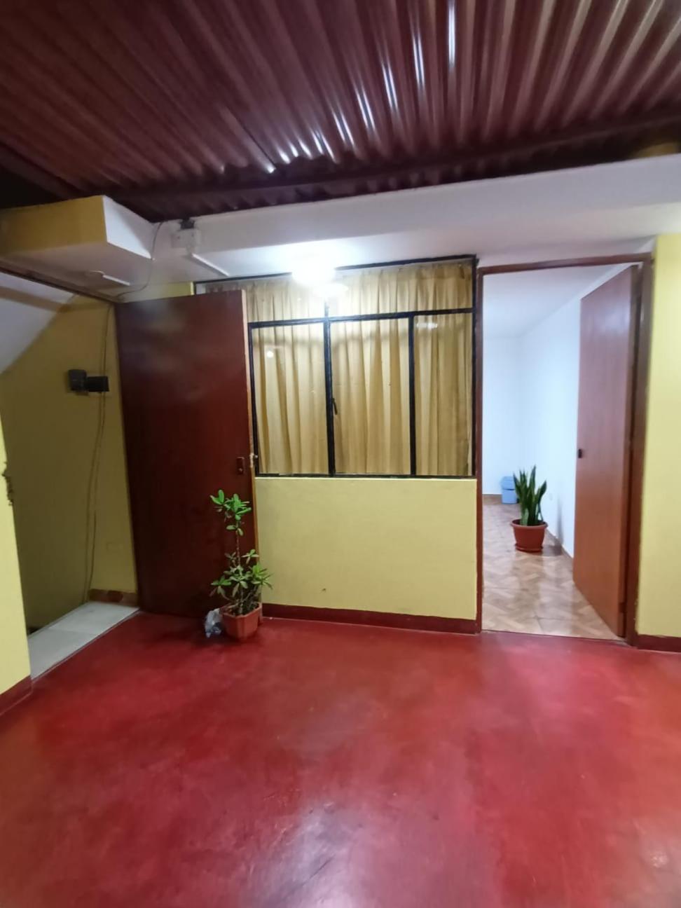Apartamento Right Across From The Airport - Free Shuttle - A Y J Familia Lima Exterior foto